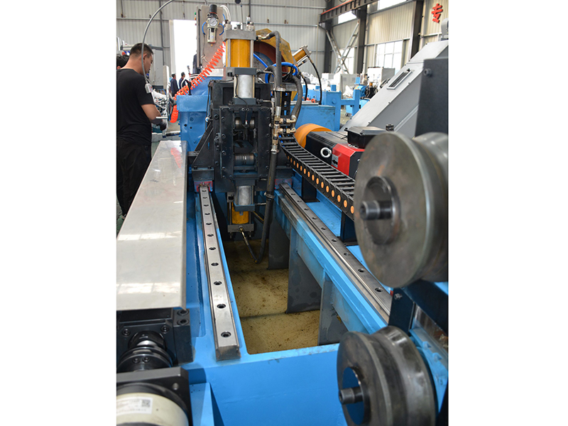 WXC130CA Bar Peeling machine