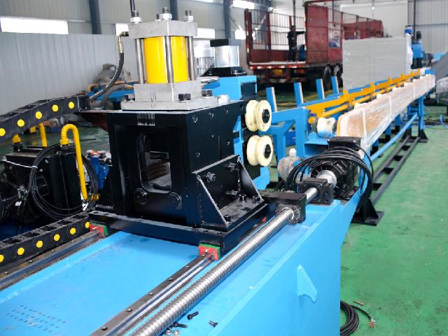 WXC60CA Bar Peeling machine